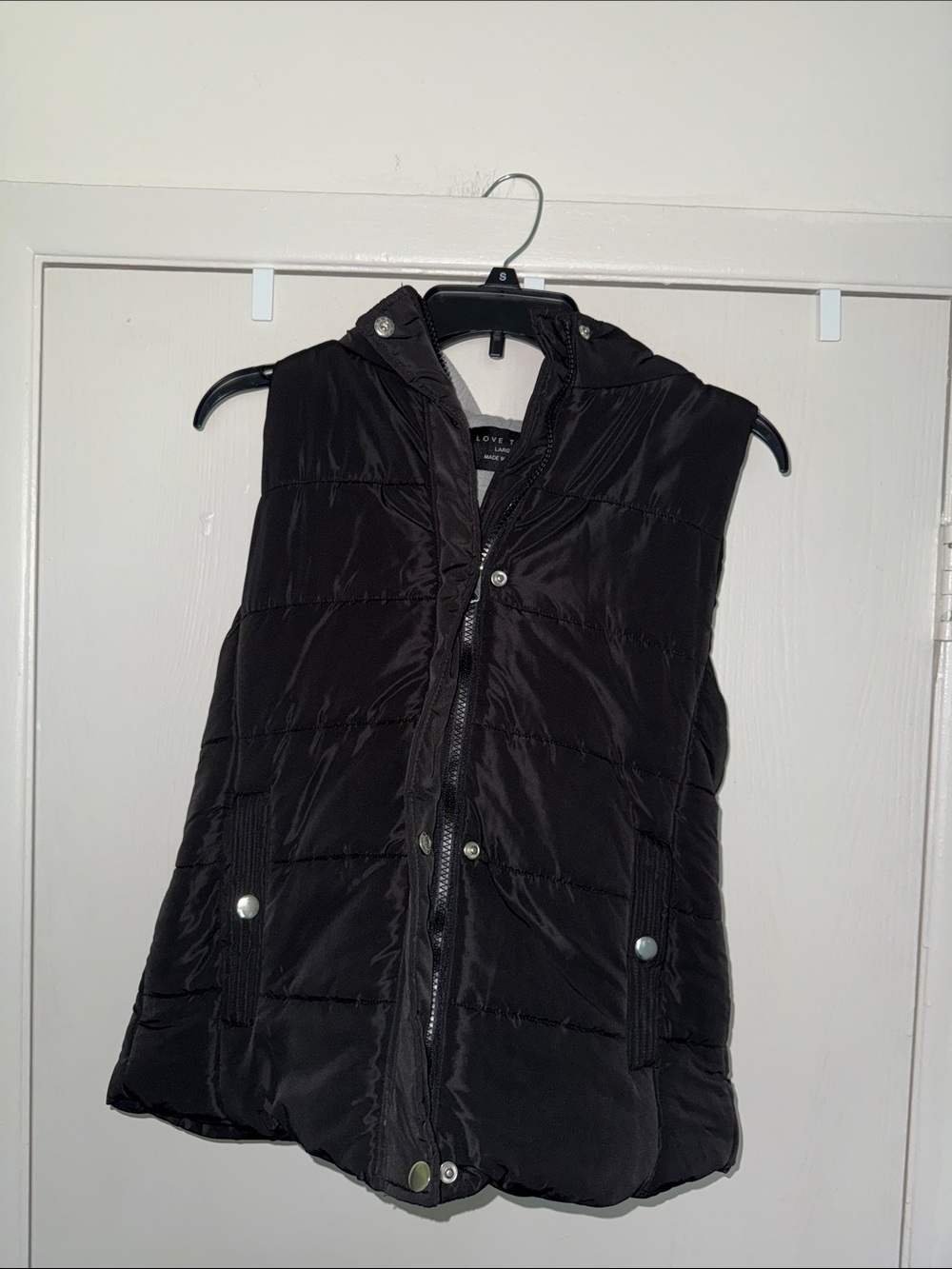 Love Tree Black Hooded Quilted Puffer Vest